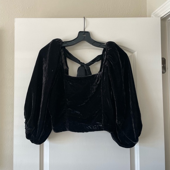 SOLD | Free People | Black Velvet Puff Sleeve Top - Picture 4 of 8
